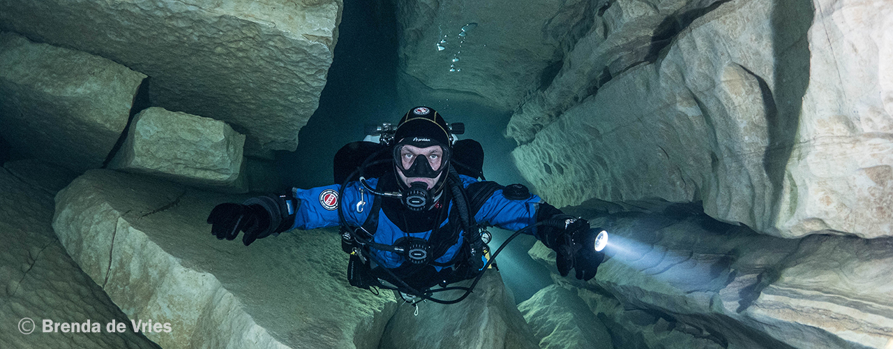 Tek Lite Cave Diver